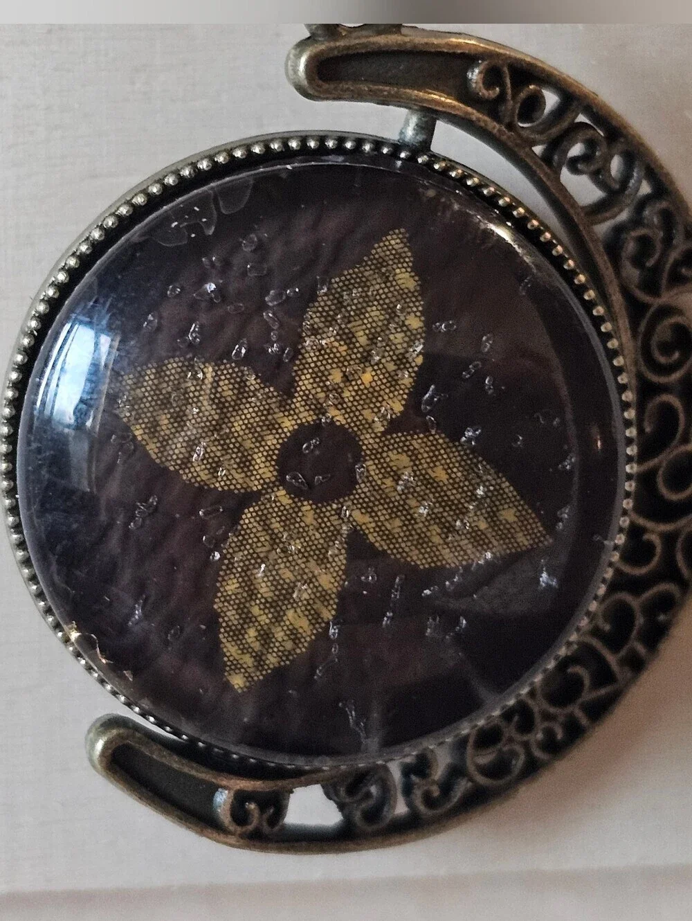 Louis Vuitton Pieces In Crescent Moon Pendant On Keychain/Bagcharm